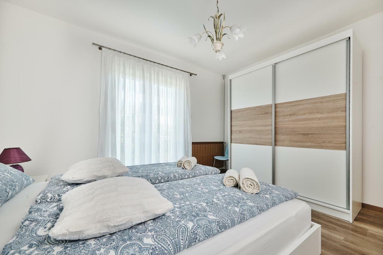 Apartment Ana 布罗托尼贾 外观 照片
